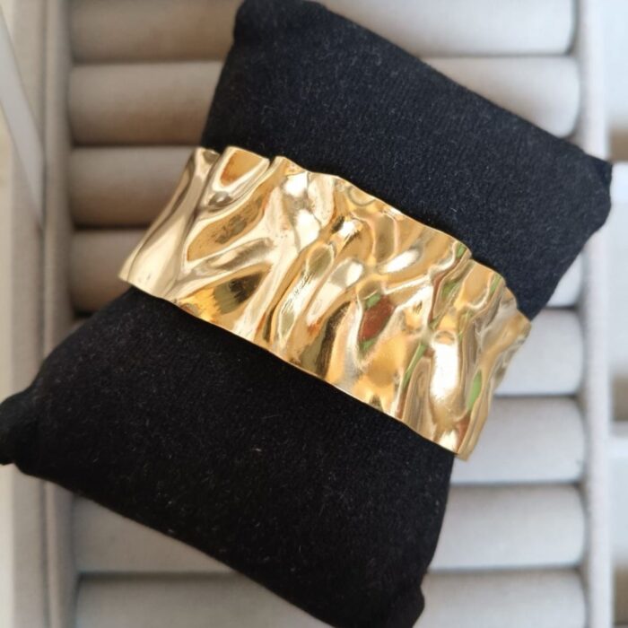 Texture Gold Bracelet - Image 2