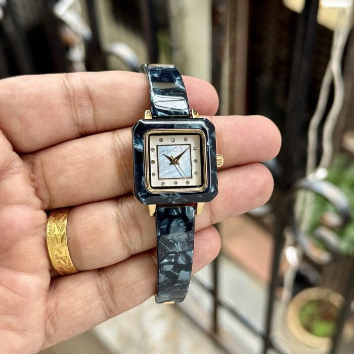 Gucci Women’s Square Dial Watch - Image 2